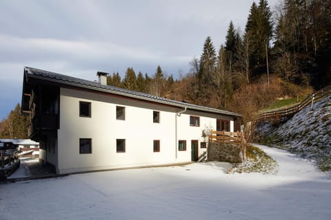 Property building, Winter