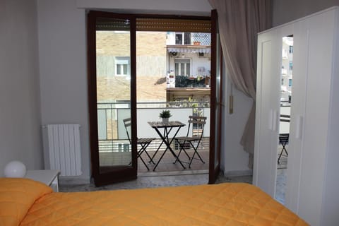 San Vitale House Apartment in Naples