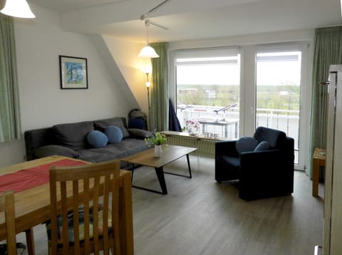 View (from property/room), Living room, Seating area, Dining area