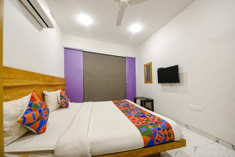 FabHotel Gazelle Inn I Hotel in Gurugram