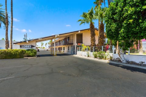 Knights Inn and Suites Yuma Motel in Yuma