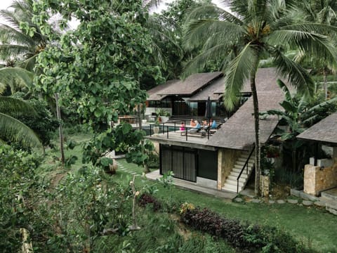 Kirikan Villas, Secluded Jungle Paradise Chalet in West Praya