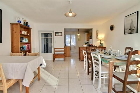 Ty Lisa - Maison de village avec véranda lumineuse sur grand jardin House in Quiberon