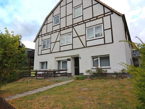 Apartment in Sauerland with terrace Condominio in Diemelsee