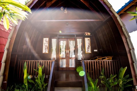 Sekar Ayu Spa Salon & Bungalow Inn in Nusapenida