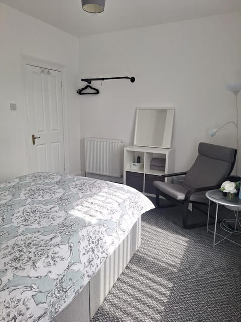 Private Room on Donegall Road in Central Belfast Bed and Breakfast in Belfast