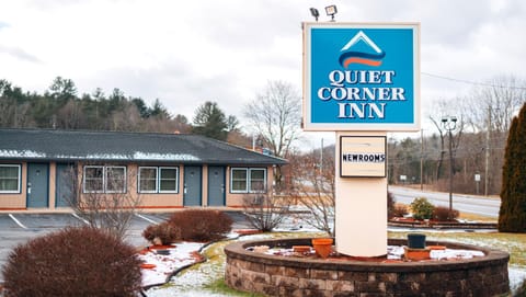 Quiet Corner Inn Motel in Danielson