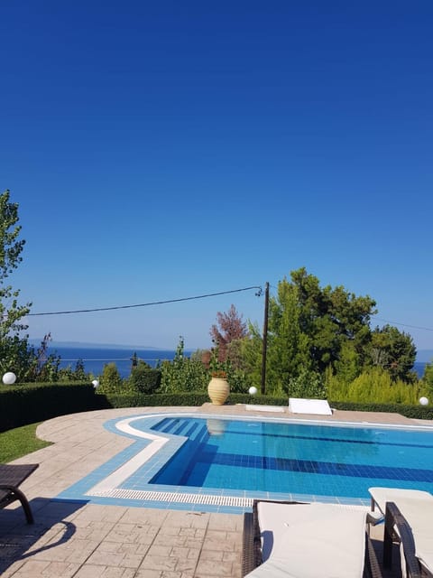 Garden view, Pool view, Sea view