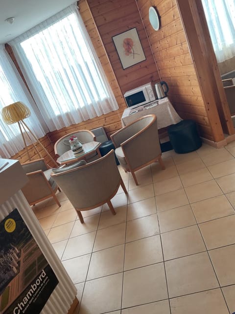 Lobby or reception, Dining area