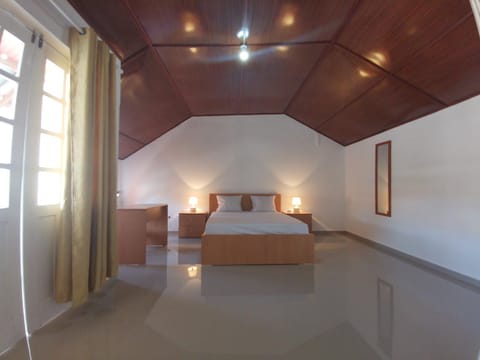 Plateau Bedroom & Chambre - Praia Center 1 Alojamiento y desayuno in Praia
