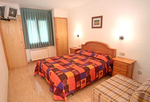 Can Falera Bed and Breakfast in Ripollès