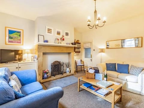 Juliet Cottage, late Georgian treasure, charming, cosy and historic, only a short walk to Alnwick Castle House in Alnwick