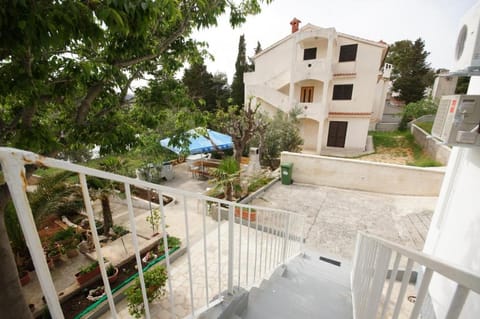 Patio, Garden, Garden view