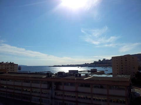 Nearby landmark, Day, Neighbourhood, View (from property/room), View (from property/room), Balcony/Terrace, Balcony/Terrace, Autumn, City view, City view, Sea view, Sea view, Street view, Street view