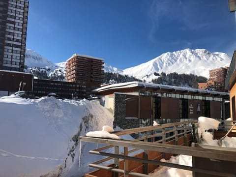 Les Cristaux de La Plagne APPARTEMENT 8 personnes LODGES A505 Apartment in Mâcot-la-Plagne