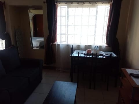 Kim Suites - Mvuli Studio Apartment Bed and Breakfast in Nairobi