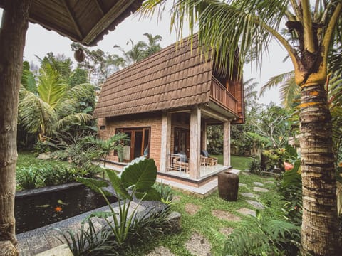 Rural Atmosphere at Bali Coconut House in Delodsema Village Location de vacances in Tampaksiring