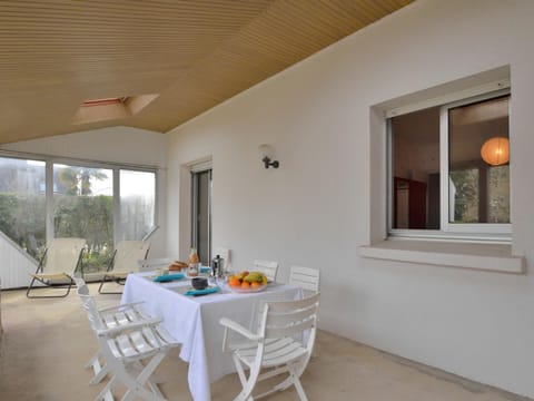 Holiday Home Le Clos Er Bert by Interhome House in Brittany