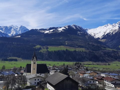 Nearby landmark, Natural landscape, Mountain view