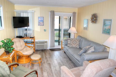 A Place at The Beach 9540-2J Apartment in Myrtle Beach