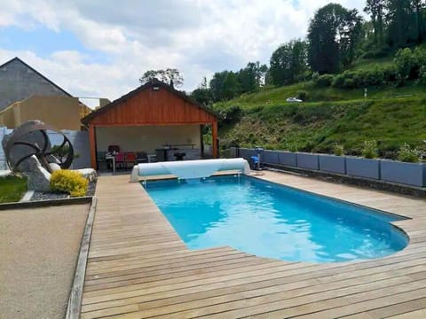 Pool view, Swimming pool