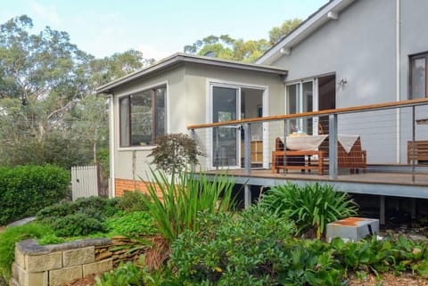 NATURE LOVERS DREAM // FIREPLACE //ACCESS TO HIKES Casa in Wentworth Falls