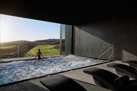 Hot Tub, Spa and wellness centre/facilities