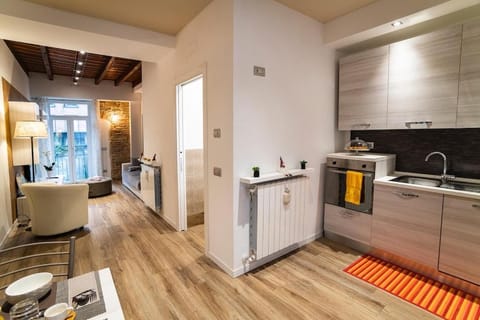 Bathroom, Coffee/tea facilities, Kitchen or kitchenette, dishwasher, minibar, oven, stove