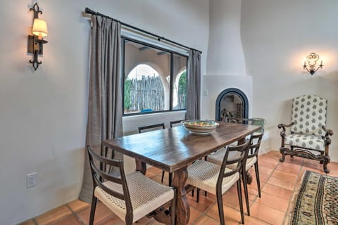 Adobe House with Patio - Walk to Dtwn Plaza and Shops! House in Santa Fe