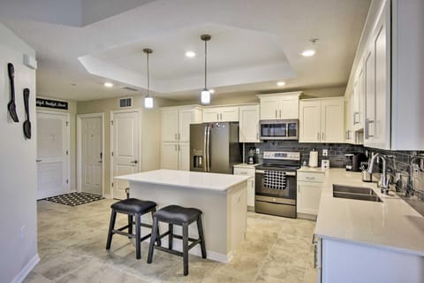 Kissimmee Condo with Resort-Style Amenities! Apartment in Kissimmee