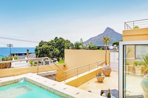 Landmark view, Mountain view, Swimming pool