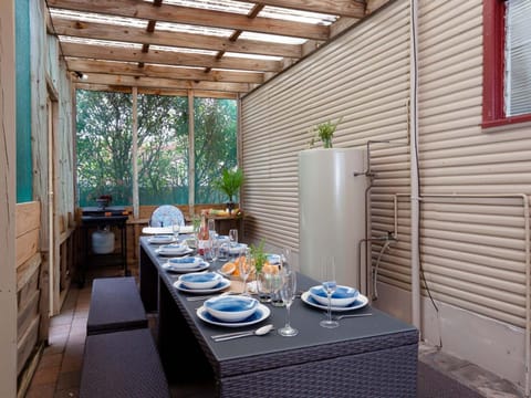 Daves Place Holiday house with WI FI Aircon and Boat Parking House in Shoal Bay