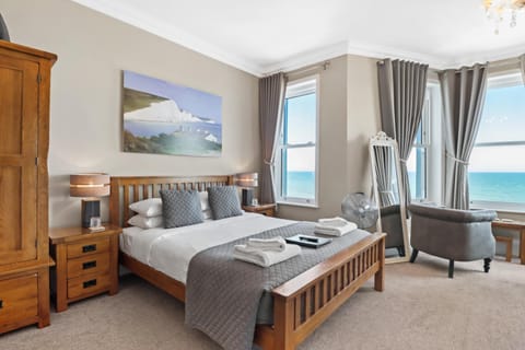 Beach Front Guest House Bed and Breakfast in Eastbourne