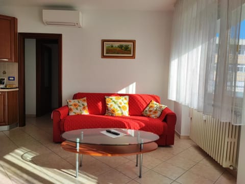 IL GIRASOLE Apartment in Province of Brescia