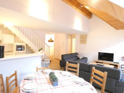 Duplex T4 8 pers, 102m², Saint-Lary-Soulan, Balcon, Garage, 3 Chambres, 3⭐️, Proche Centre - FR-1-457-278 Apartment in Saint-Lary-Soulan