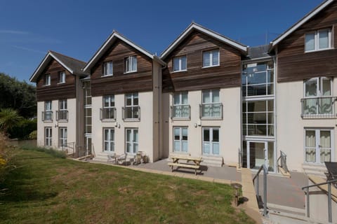 The Beach House & Porth Sands Apartments Apartamento in Newquay