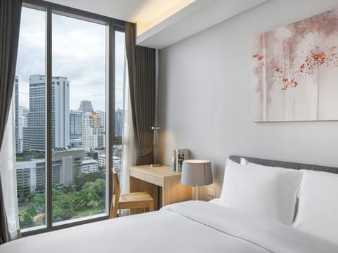 Oakwood Suites Bangkok Hotel in Bangkok