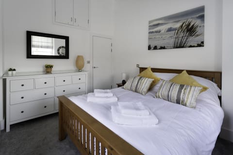 Finest Retreats - Ocean Lookout - Luxury Woolacombe Beach Apartment with Sea Views Condominio in Woolacombe