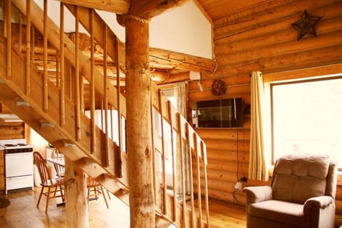 High country Guest Ranch Haus in West Pennington