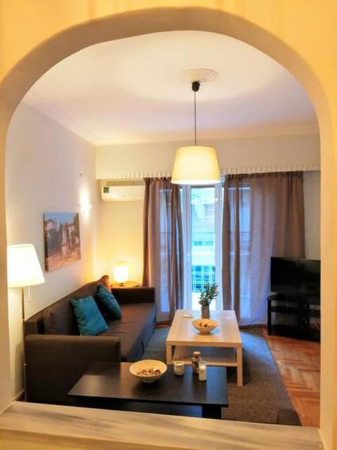 Comfortable apartment in Acropolis Condo in Athens
