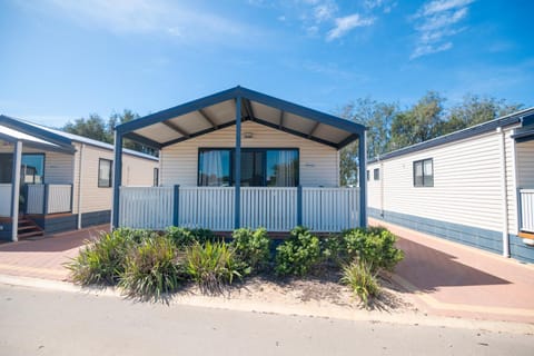 Property building, Balcony/Terrace