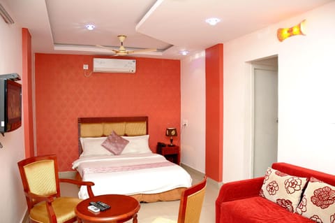 Hotel Kings Kastle Hotel in Mysuru