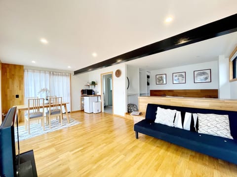 Lakeview Unit Condo in Queenstown