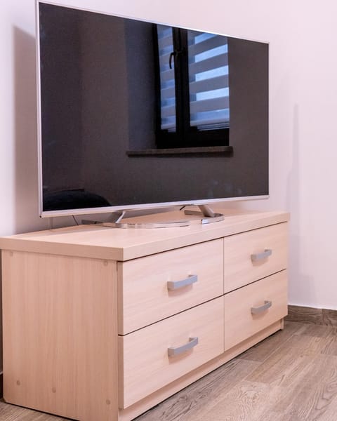 TV and multimedia, Bedroom