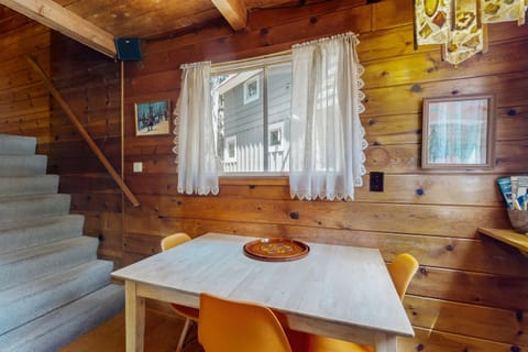 Cozy Cabin in Government Camp Cabin in Government Camp