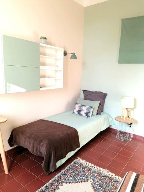 VILLA PRESENCE - Chambres d'hôtes - Activités bien-être Bed and Breakfast in Toulon