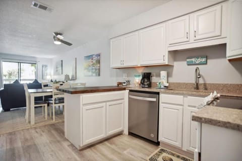 5 stars Peaceful Condo - 7 min walk to the beach Apartment hotel in Hilton Head Island