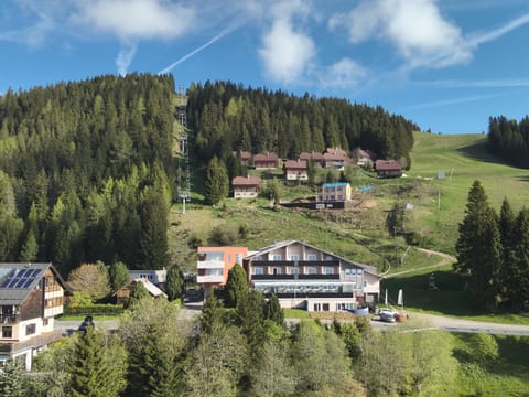 Property building, Bird's eye view, Mountain view