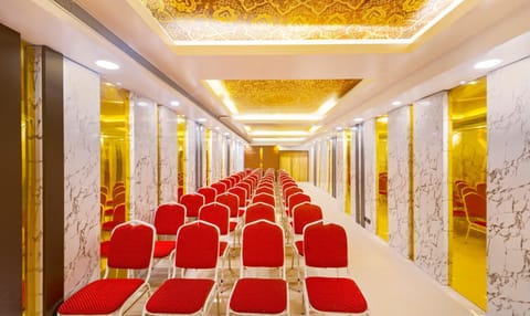 Treebo Trend Golden Swan Airport Free Pick & Drop Hotel in Chennai