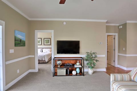 Central Myrtle Beach Condo with Golf Course View! Condo in Carolina Forest